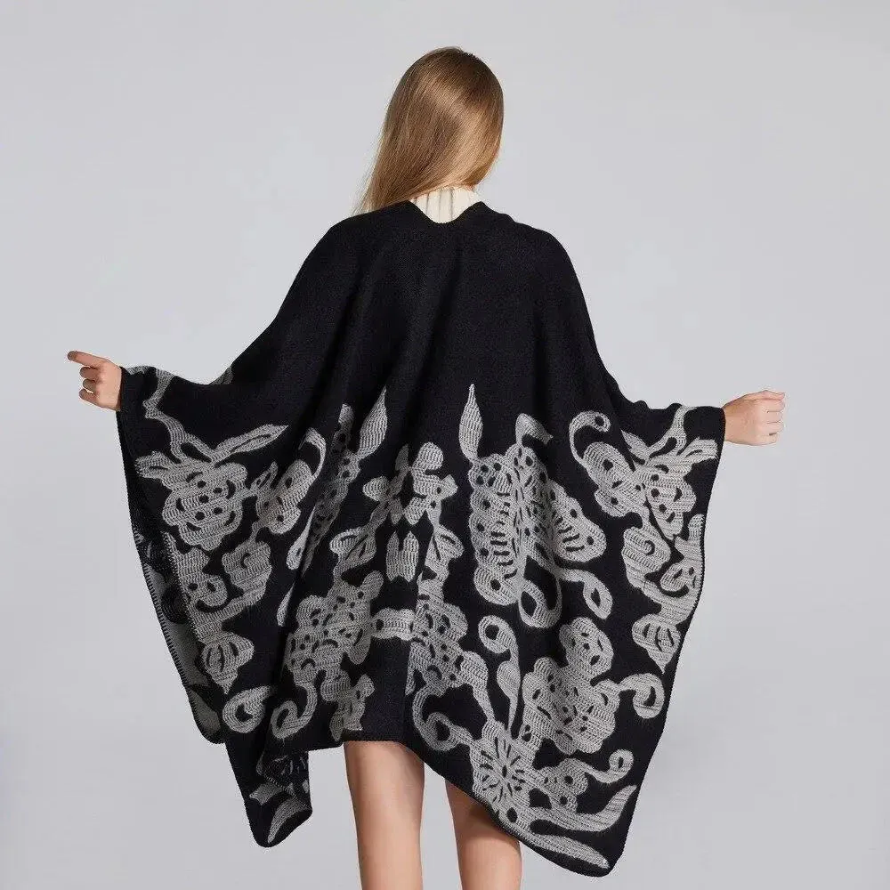 Poncho Femme Imprimé Floral et Papillon – Image 2