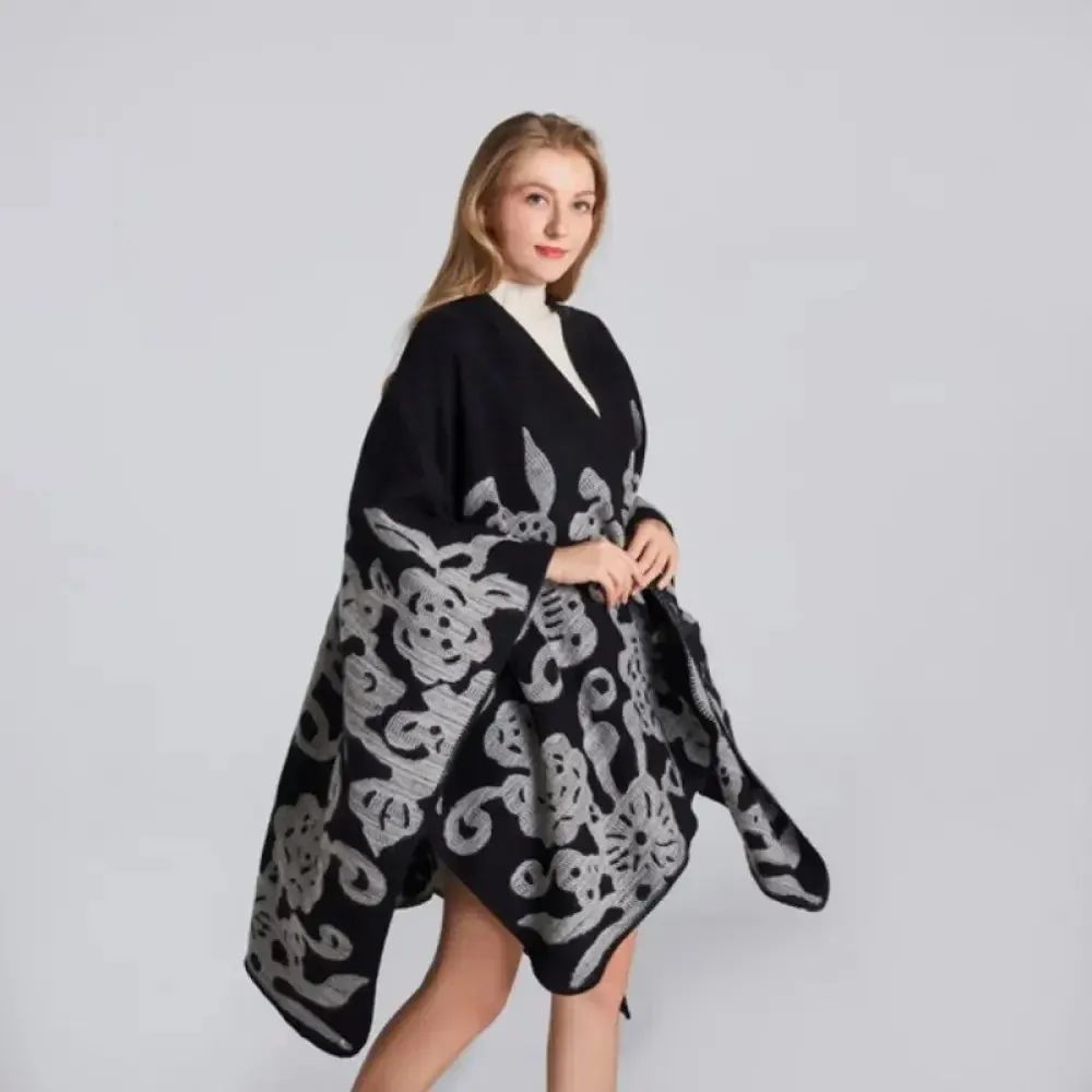 Poncho Femme Imprimé Floral et Papillon – Image 3